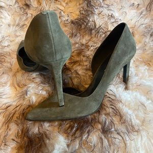 Nine West EUC size 12 army green pump